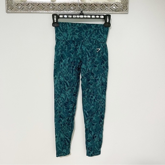 Gymshark Green Animal Print Leggings Size XS - Picture 3 of 9